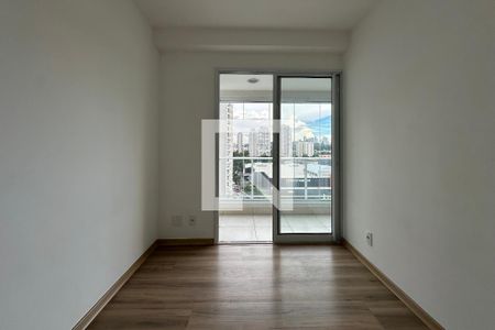 Quarto 1 de apartamento para alugar com 2 quartos, 55m² em Vila Anastácio, São Paulo