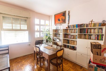 Sala 2 de apartamento para alugar com 2 quartos, 150m² em Santo Agostinho, Belo Horizonte