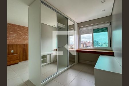 Suite de apartamento à venda com 2 quartos, 95m² em Auxiliadora, Porto Alegre