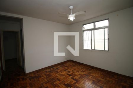 Sala de apartamento para alugar com 2 quartos, 48m² em Olaria, Rio de Janeiro