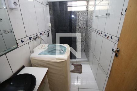 Apartamento para alugar com 48m², 2 quartos e sem vagaBanheiro