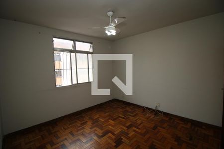 Sala de apartamento para alugar com 2 quartos, 48m² em Olaria, Rio de Janeiro