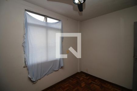 Quarto 2 de apartamento para alugar com 2 quartos, 48m² em Olaria, Rio de Janeiro