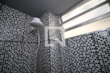 Apartamento para alugar com 48m², 2 quartos e sem vagaBanheiro