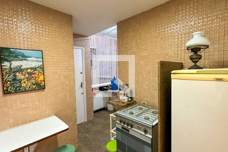 Apartamento à venda com 130m², 3 quartos e sem vagaCozinha