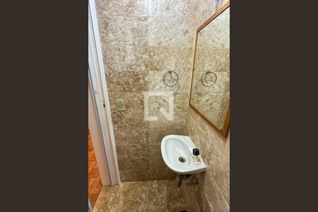 Apartamento à venda com 130m², 3 quartos e sem vagaBanheiro 02