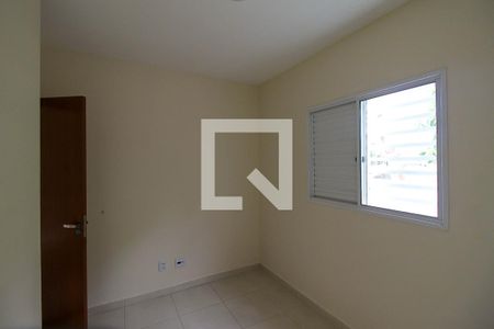 Casa à venda com 88m², 3 quartos e 2 vagasQuarto 3
