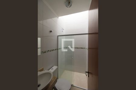 Casa à venda com 88m², 3 quartos e 2 vagasBanheiro