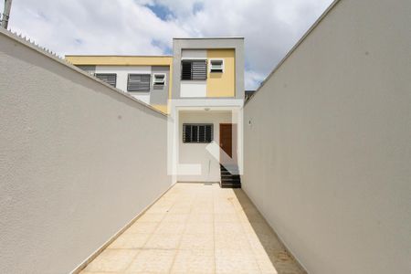Casa à venda com 102m², 3 quartos e sem vagaGaragem