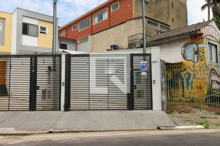 Casa à venda com 102m², 3 quartos e sem vagaFachada
