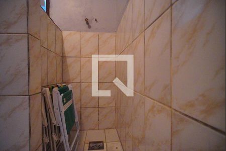 Casa à venda com 120m², 2 quartos e 2 vagasBanheiro da Suíte