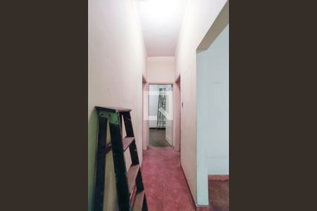 Casa à venda com 100m², 4 quartos e 4 vagasCorredor