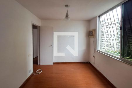 Quarto 1 de apartamento para alugar com 2 quartos, 81m² em Icaraí, Niterói