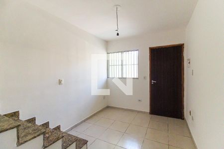 Sala de casa para alugar com 2 quartos, 60m² em Jardim Nossa Senhora do Carmo, São Paulo