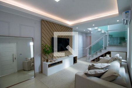 Sala de casa à venda com 3 quartos, 250m² em Vila Rosália, Guarulhos