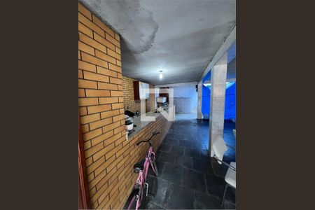 Casa à venda com 4 quartos, 153m² em Carandiru, São Paulo