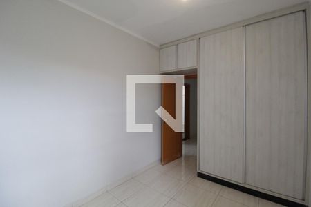 Quarto 1 de apartamento para alugar com 2 quartos, 75m² em Granada, Uberlândia