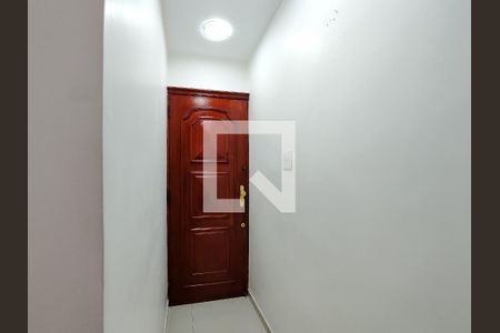 Entrada de apartamento à venda com 2 quartos, 68m² em Tijuca, Rio de Janeiro