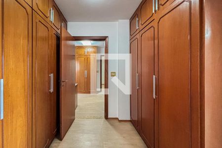 Apartamento para alugar com 240m², 3 quartos e 4 vagasSuíte 1