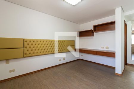 Apartamento para alugar com 240m², 3 quartos e 4 vagasSuíte 2