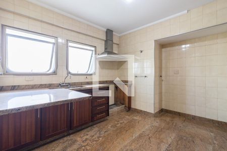 Apartamento para alugar com 240m², 3 quartos e 4 vagasCozinha
