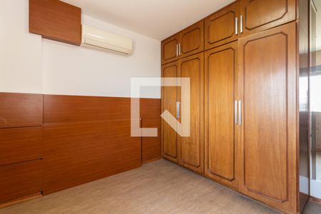Apartamento para alugar com 240m², 3 quartos e 4 vagasSuíte 3