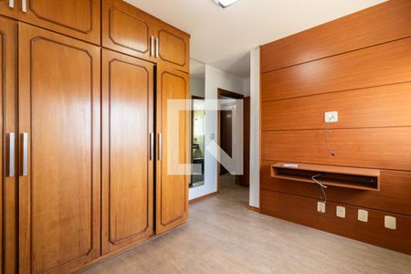 Apartamento para alugar com 240m², 3 quartos e 4 vagasSuíte 3