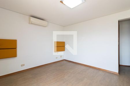 Apartamento para alugar com 240m², 3 quartos e 4 vagasSuíte 1