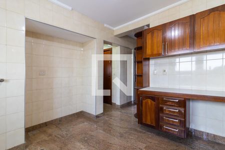 Apartamento para alugar com 240m², 3 quartos e 4 vagasCozinha