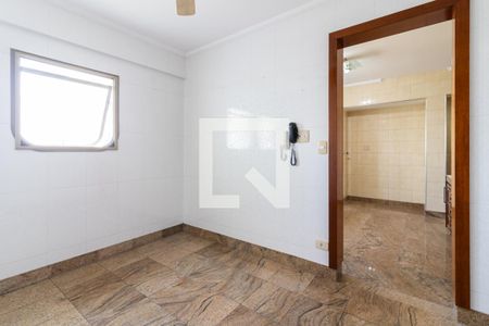 Apartamento para alugar com 240m², 3 quartos e 4 vagasCopa