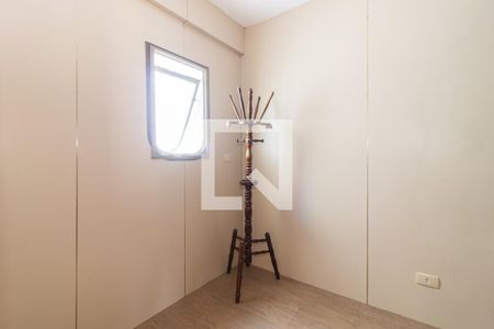 Apartamento para alugar com 240m², 3 quartos e 4 vagasQuarto de Serviço