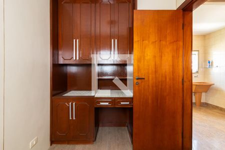 Apartamento para alugar com 240m², 3 quartos e 4 vagasQuarto de Serviço