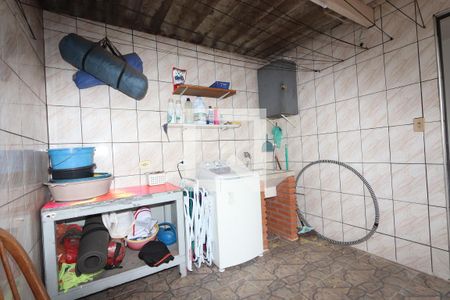 Casa à venda com 330m², 4 quartos e 6 vagasLavanderia Casa 2