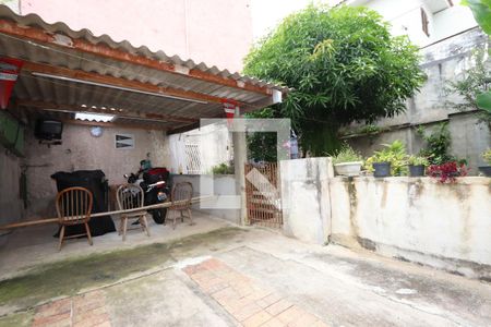 Casa à venda com 330m², 4 quartos e 6 vagasQuintal