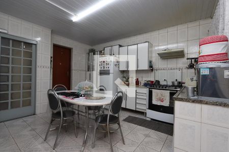 Casa à venda com 330m², 4 quartos e 6 vagasCozinha Casa 1