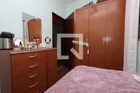 Casa à venda com 330m², 4 quartos e 6 vagasQuarto 2 Casa 2