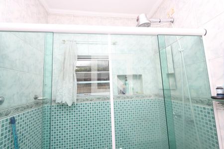 Casa à venda com 330m², 4 quartos e 6 vagasBanheiro da Suíte