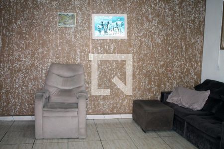 Sala de casa à venda com 2 quartos, 180m² em Padre Reus, São Leopoldo