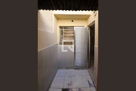 Casa para alugar com 50m², 2 quartos e sem vaga Casa para alugar com 50m², 2 quartos e sem vagaLavanderia