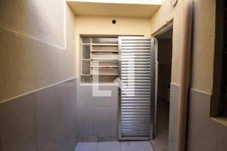 Casa para alugar com 50m², 2 quartos e sem vaga Casa para alugar com 50m², 2 quartos e sem vagaLavanderia