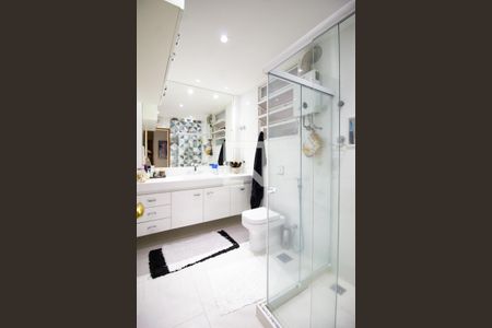 Apartamento à venda com 132m², 3 quartos e 1 vagaBanheiro social 2