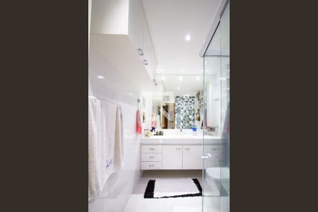 Apartamento à venda com 132m², 3 quartos e 1 vagaBanheiro social 2