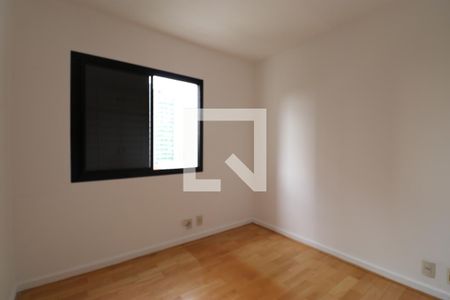 Apartamento à venda com 94m², 3 quartos e 2 vagasQuarto 2 