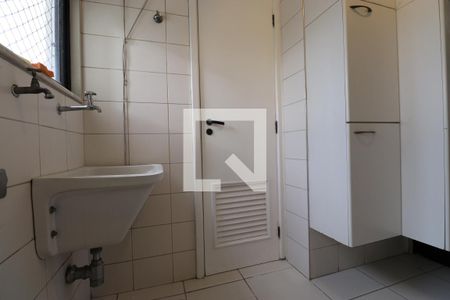 Apartamento à venda com 94m², 3 quartos e 2 vagasÁrea de serviço 