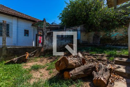 Casa à venda com 76m², 2 quartos e 1 vaga Casa à venda com 76m², 2 quartos e 1 vagaQuintal