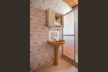 Casa à venda com 76m², 2 quartos e 1 vaga Casa à venda com 76m², 2 quartos e 1 vagaBanheiro