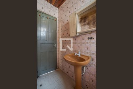 Casa à venda com 76m², 2 quartos e 1 vaga Casa à venda com 76m², 2 quartos e 1 vagaBanheiro