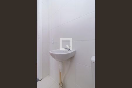 Apartamento à venda com 35m², 2 quartos e sem vaga Apartamento à venda com 35m², 2 quartos e sem vagaBanheiro