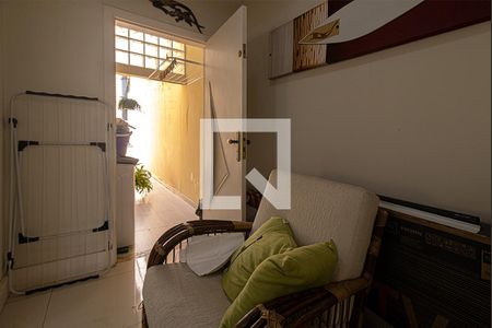 Hall Lavabo  de casa à venda com 4 quartos, 225m² em Vila Brasílio Machado, São Paulo