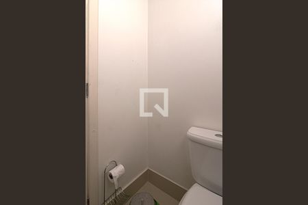 Lavabo  de casa à venda com 4 quartos, 225m² em Vila Brasílio Machado, São Paulo
